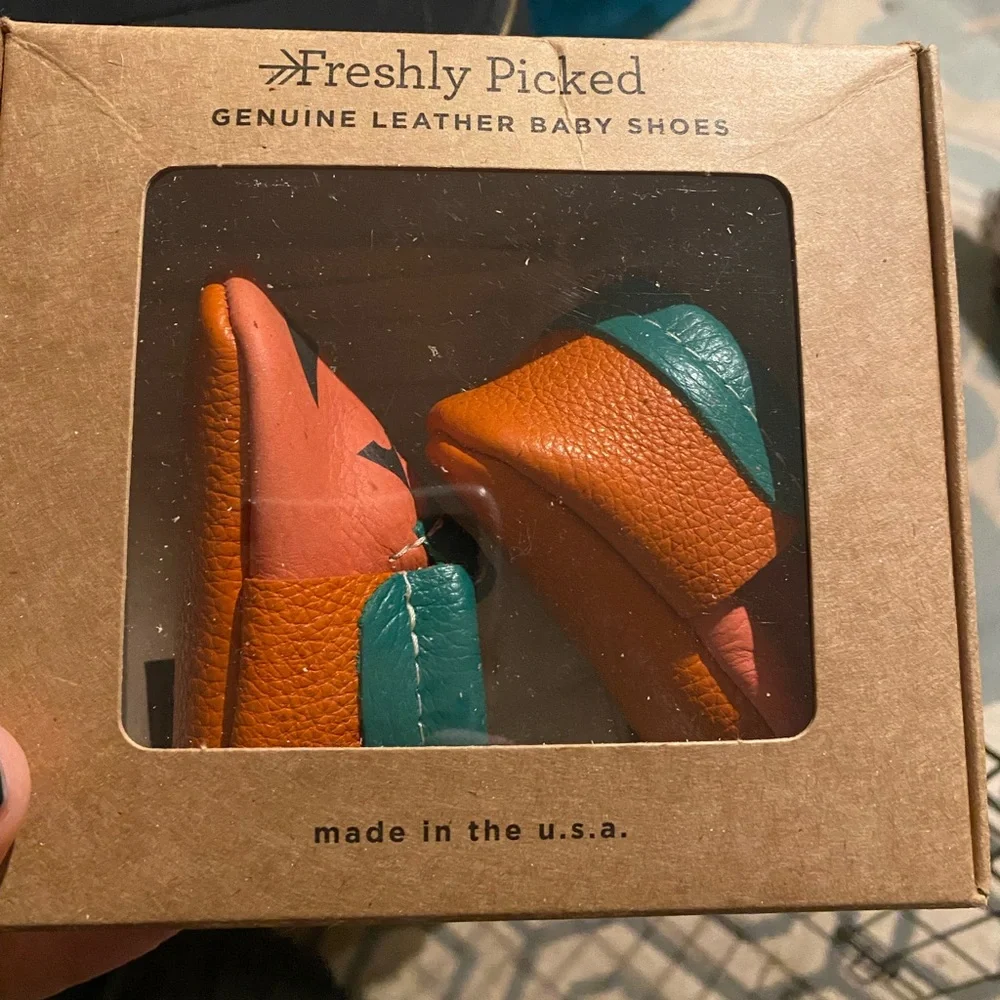Freshly Picked Green Pumpkin Moccasins NWT
